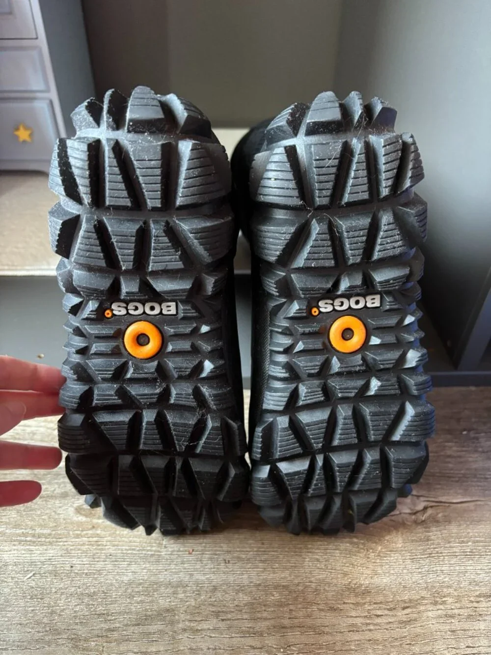 BOGS Women's Size 7 Whiteout Crackle Snowboots Pull-on